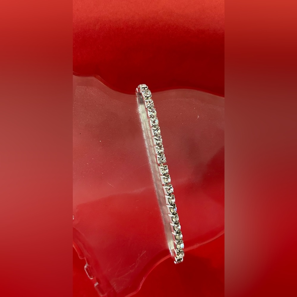 NEW Fashion Silver-Tone Tennis Bracelet Inlaid Faux Shiny Rhinestones Stackable